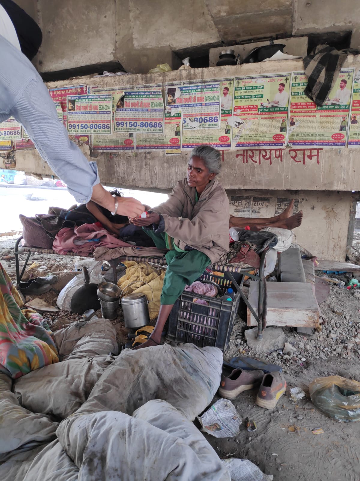 Help People on the roadside - Venerate Foundation #veneratefoundation