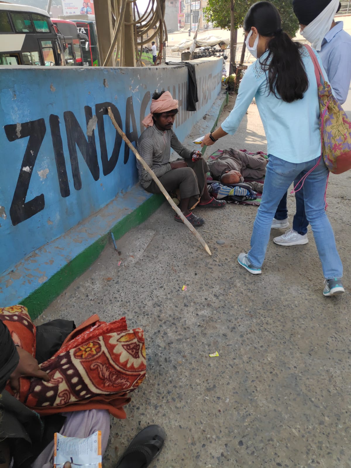 Help People on the roadside - Venerate Foundation #veneratefoundation